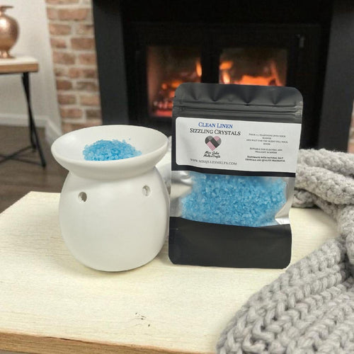 Clean Linen scented crystals for home fragrance by Miss Jules Melts & Crafts.