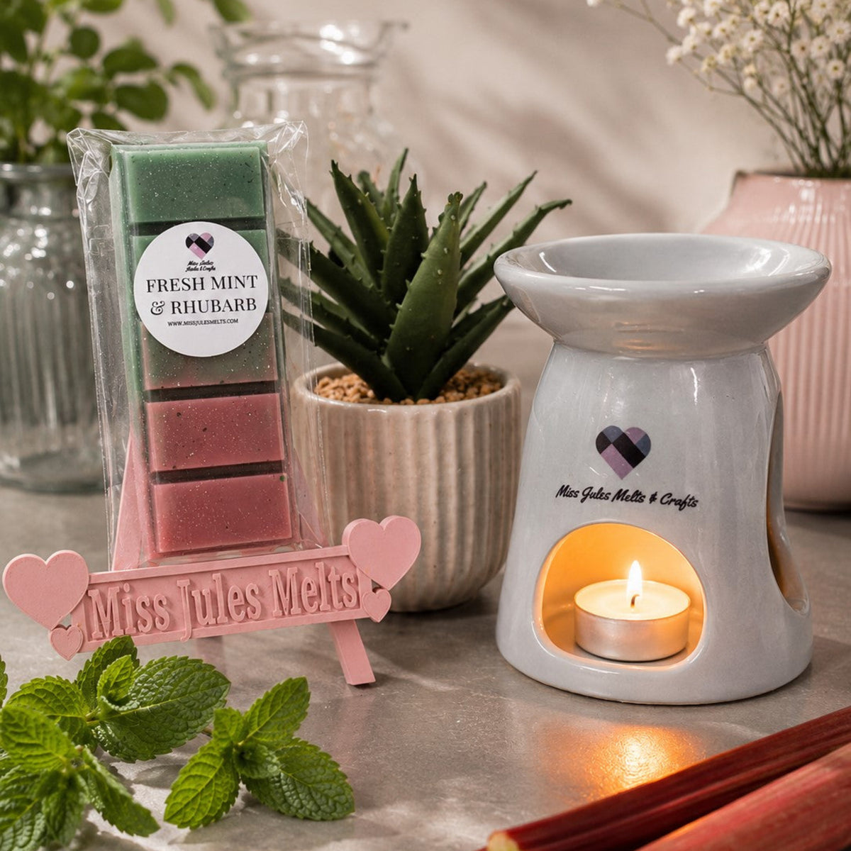 Fresh Mint and Rhubarb scented wax melts by Miss Jules Melts & Crafts with a fresh minty and fruity fragrance