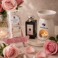 Velvet Rose & Oud scented wax melt snap bar from Miss Jules Melts & Crafts.